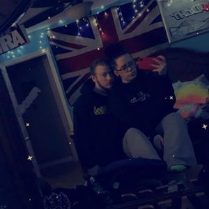 Meet your Posher, Acie